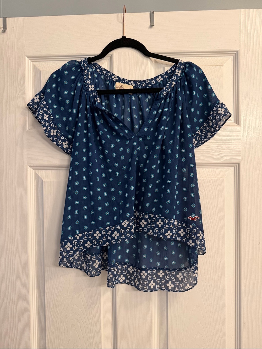 Hollister Navy Blue Printed Flutter-Sleeve Blouse